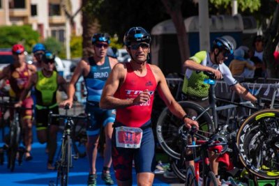 Telde se entrega a la pasi&oacute;n del triatl&oacute;n con TriSalinetas: cierre de carreteras y horarios