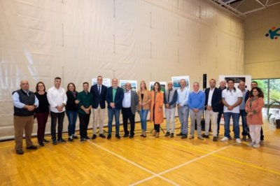 El Ayuntamiento de Santa Br&iacute;gida presenta el nuevo proyecto del pabell&oacute;n polideportivo
