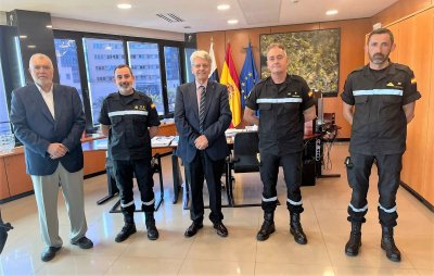 Julio P&eacute;rez analiza con el teniente coronel de la UME en el Sur de Espa&ntilde;a su situaci&oacute;n y proyectos en Canarias
