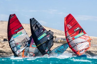 37º Campeonato Fuerteventura Slalom X: Rutkowski aguanta la presión; Offringa roza la perfección