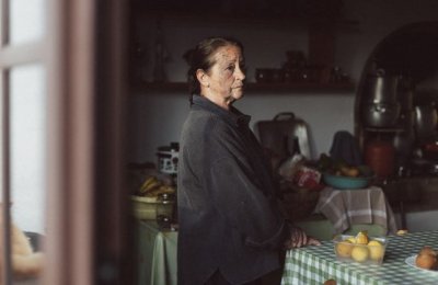 Proyecci&oacute;n especial de &lsquo;La hojarasca&rsquo;, de Macu Mach&iacute;n, en Gran Canaria y Tenerife