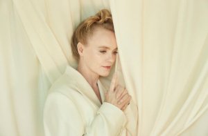 Música: Ane Brun lanza una nueva canción &#039;Mano en el Fuego&#039; (Vídeo)