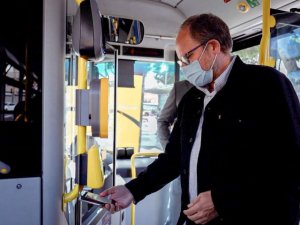 Guaguas incorpora dos nuevos métodos de pago: el Bono Virtual a través de la app y la tarjeta bancaria