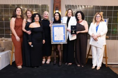 El Grupo de Trabajo de Duelo Perinatal y Gestacional del HUC, Medalla al Mérito Profesional del Colegio Enfermería
