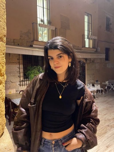 Andrea Grau lanza su primer single "tquiero" (V&iacute;deo)