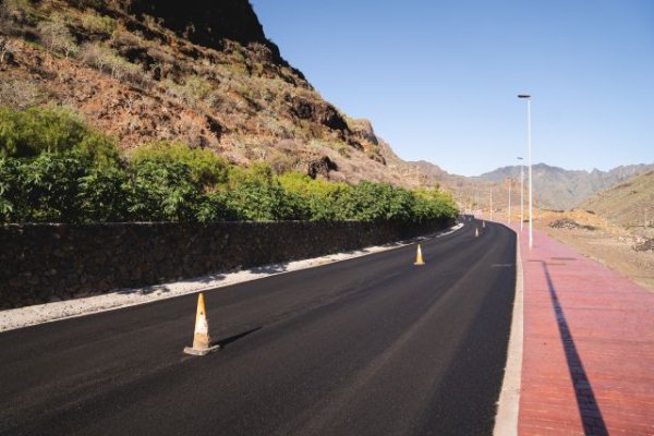La Gomera: El Cabildo informa de cortes de tráfico por labores de pavimentación en la carretera CV-1, en San Sebastián