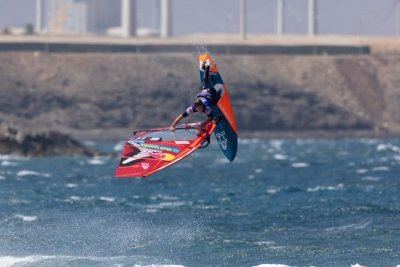 Mundial de Windsurf. “Se nota que los canarios compiten en casa”