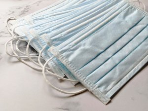 Sanidad recuerda que el material de protección donado sin aval de servicios de Prevención no se dio a sanitarios