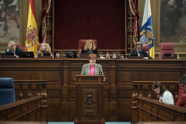 El Parlamento convalida por unanimidad el decreto que completa el sistema de prestaciones de dependencia