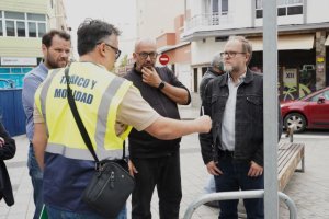 La Concejalía de Movilidad ejecuta mejoras en materia de seguridad vial en distintos barrios de la capital