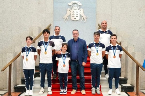 Poli Suárez destaca la labor formativa del Club Olimpus Zeus tras sus recientes éxitos a nivel nacional