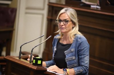 Esther Monz&oacute;n avanza las medidas del plan Activa para la reducci&oacute;n de las listas de espera