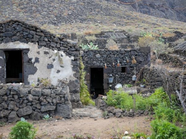 El Gobierno amplia el estudio del cambio climático sobre el patrimonio cultural a El Hierro