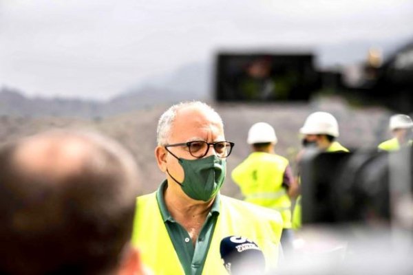 Curbelo: “El restablecimiento de las bonificaciones a las tasas portuarias permite ganar en competitividad”