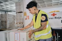 Cruz Roja enfrenta cat&aacute;strofes diarias en Canarias