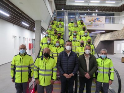 El Ayuntamiento de Guía dota de nuevos uniformes a los trabajadores municipales de servicios