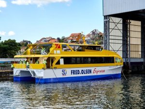 Fred. Olsen Express y Rodman celebran el amadrinamiento del nuevo catamarán de la naviera