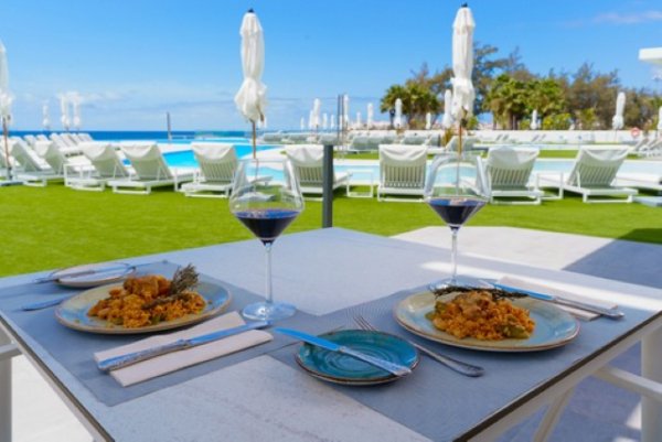 Perchel Beach Club, nuevo punto de encuentro familiar de ocio y gastronomía en el Sur de la Isla