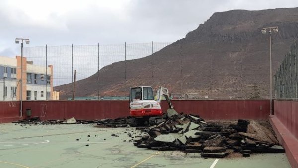 Gáldar: Arranca la obra de construcción de la cubierta de la cancha del colegio de Los Quintana