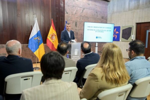 Manuel Domínguez anuncia un programa de impulso de los mercados tradicionales dotado con 4,1 millones