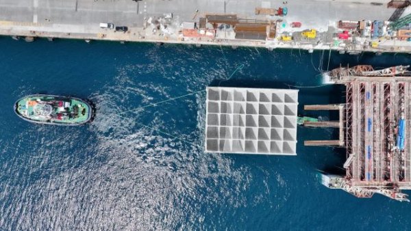 Fabricado el primer cajón para la prolongación del Muelle Nelson Mandela