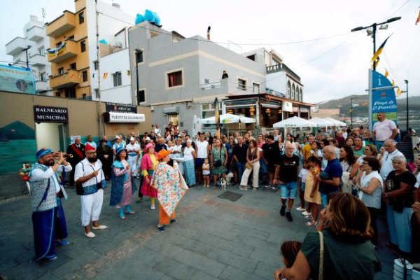 La costa de Arucas se convierte en escenario de ‘Costas Afortunadas’, un recorrido cultural por el patrimonio litoral canario