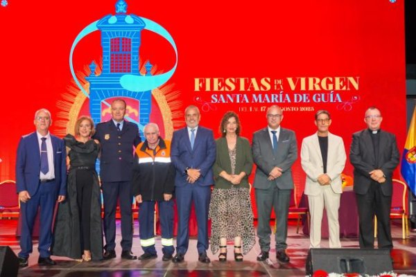 Las Fiestas de la Virgen de Guía arrancan con un relato coral cargado de homenajes a personas que forman parte de la memoria colectiva de la ciudad