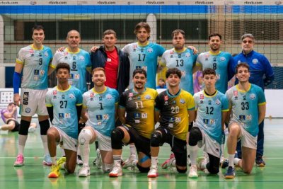 Voleibol Superliga 2 Masculina: CV Gupane Guía se impone en un agónico tie break y toma aire en la lucha por la permanencia