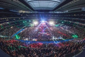 Binter llena de música y color verde el Santiago Bernabéu de Madrid