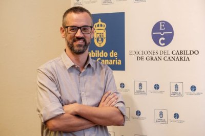 La Fundaci&oacute;n Canaria Nanino D&iacute;az Cutillas pone al d&iacute;a el Patrimonio Bibliogr&aacute;fico del departamento de Ediciones del Cabildo