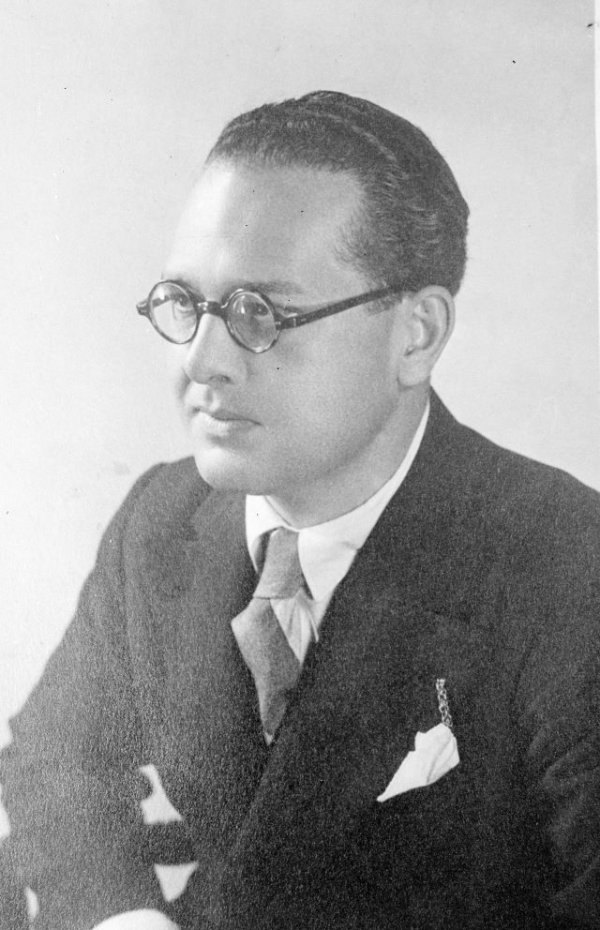 El Cabildo culmina la edición completa de la obra de Claudio de la Torre publicando su producción teatral