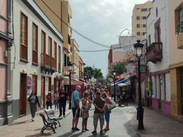La Gomera: El Cabildo dinamiza el sector comercial por el Día del Padre con actividades en distintos municipios de la isla