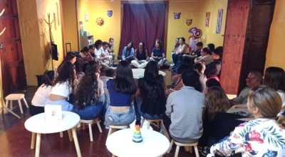 La Bebeteca de Gáldar acoge a futuros educadores y educadoras infantiles en una jornada de formación y sensibilización
