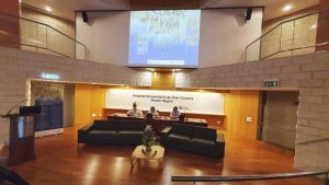 Profesionales sanitarios analizan en el Hospital Dr. Negrín los aspectos clave en la seguridad de los pacientes