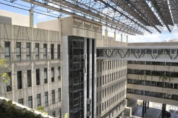 El Hospital Dr. Negrín pone en marcha una consulta de dolor neuropático