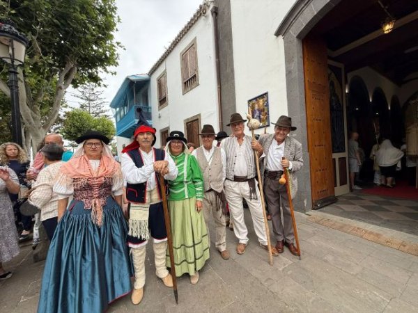¡Firgas vivió una Procesión de los Peregrinos inolvidable junto a San Roque!