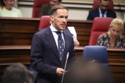 Zapata: &ldquo;Celebramos que la Comisi&oacute;n Europea reconozca la excepcionalidad de Canarias en materia energ&eacute;tica&raquo;