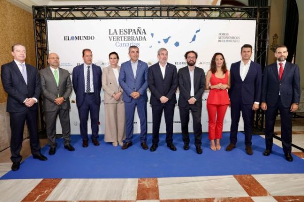 Jéssica de León afirma que Canarias debe ser referente en turismo regenerativo, consciente y de más valor