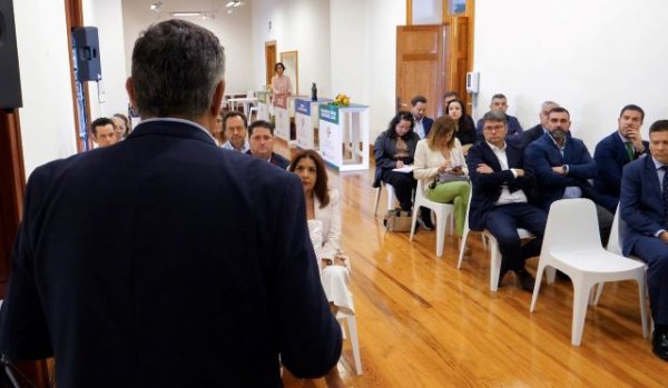 Éxito del encuentro profesional entre productores y grandes superficies en Telde