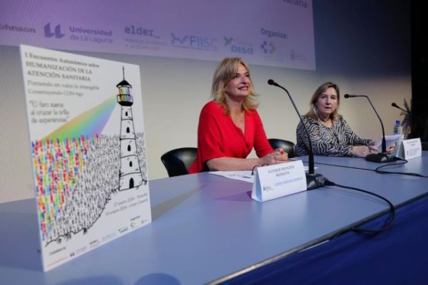 Esther Monzón inaugura la segunda sesión del ‘I Encuentro Autonómico sobre Humanización de la Atención Sanitaria’