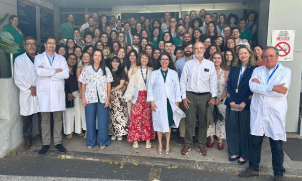 El Hospital La Candelaria homenajea a los 61 residentes de medicina y enfermer&iacute;a que finalizan su periodo formativo