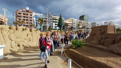 La Ruta de Belenes del Centro de Mayores de Gu&iacute;a incluy&oacute; los nacimientos de Arucas, la capital y el de la Sociedad de La Atalaya