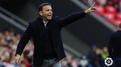 Alavés y Calleja llegan a un acuerdo sobre el &#039;despido en diferido&#039;