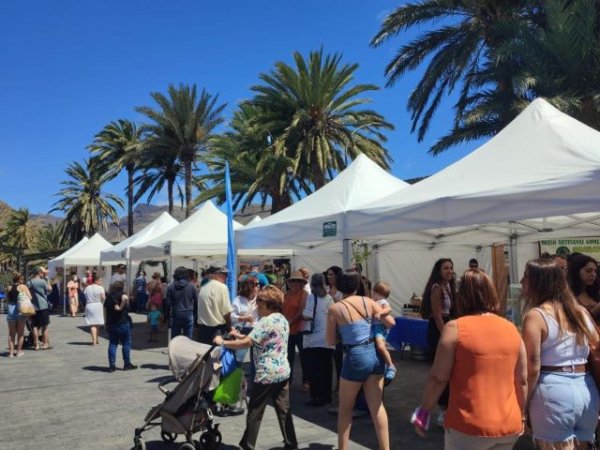 Los sabores gomeros levantan la expectación de centenares de visitantes en el I Festival Gastronómico (Vídeo)