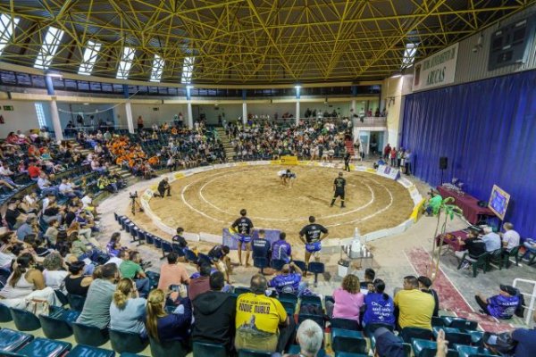 Lucha Canaria: Arucas vibra con las Finales de Base de la Copa Fundaci&oacute;n La Caja de Canarias