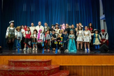 G&aacute;ldar: Peque&ntilde;os protagonistas en un desfile que llena de alegr&iacute;a el Carnaval de Barrial
