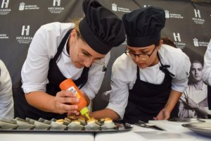 Hecansa avanza en su internacionalización y firma un convenio con uno de los campus de referencia en Francia