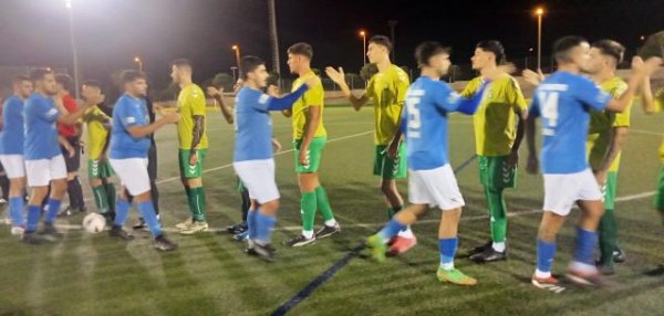 Fútbol Regional: (2-1) Derrota y eliminación del San Isidro ante el Casa Pastores en la 1ª eliminatoria de la Copa &#039;José Antonio Ruiz Caballero&#039;
