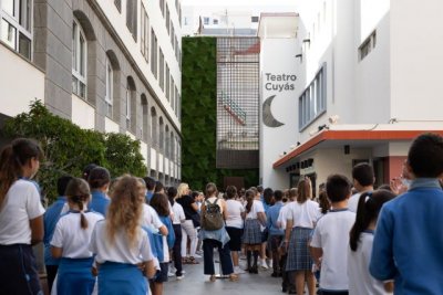 M&aacute;s de 2.500 escolares se dan cita en el Teatro Cuy&aacute;s para disfrutar del premiado &lsquo;Loop&rsquo;