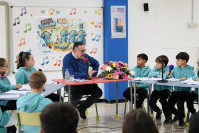 Educación promueve un proyecto pionero de radios escolares en el que participan más de doscientos docentes
